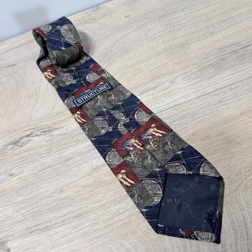 Vintage 90s Structure Mens Necktie Hunting Outdoors Novelty Tie Geometric